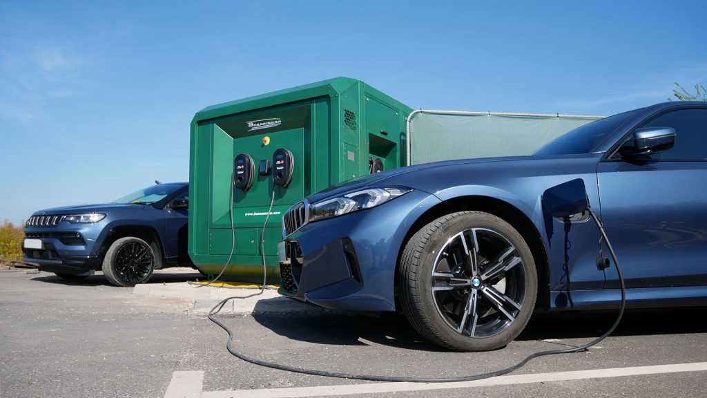 Bennamann Mobile EV Charger